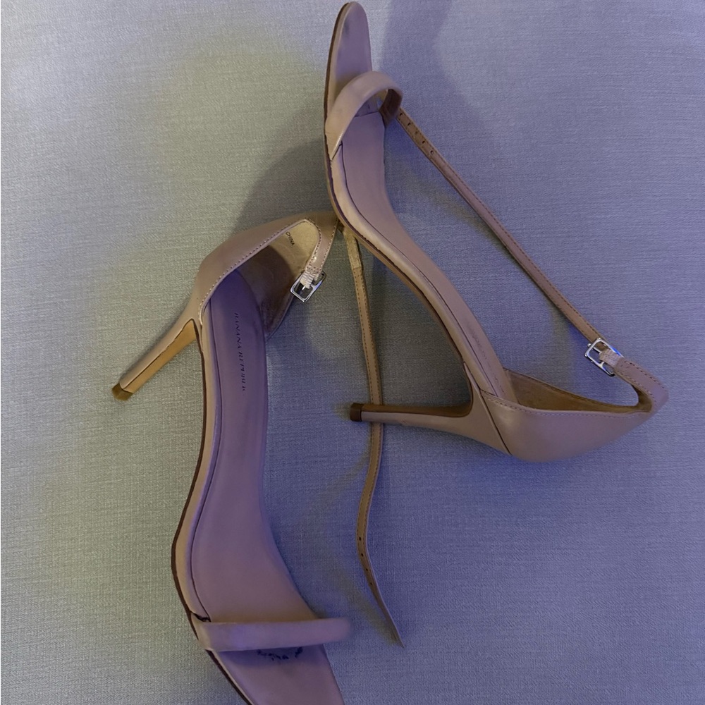 Banana Republic Nude Ankle Strap Heels